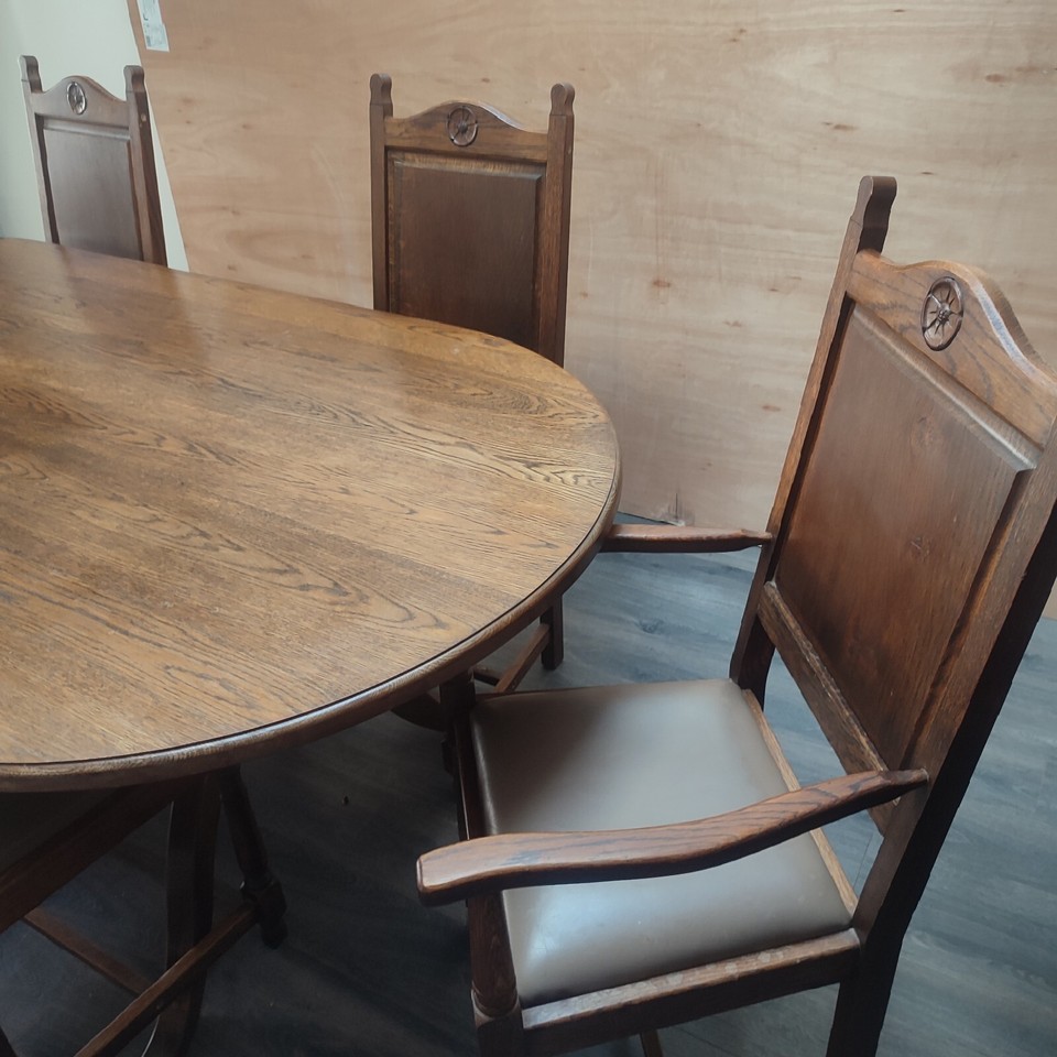 oak dining table and chairs 8 eBay