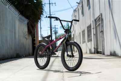 GT Scratch N Dent SALE $349 (RRP$699) Slammer Mercado 20