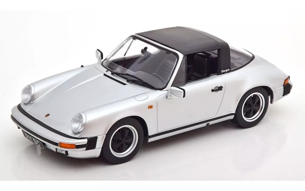 Minicar 1/18 Porsche 911 SC Targa 1983 silver with Hardtop Minicar 1/18 Porsche 911 SC Targa 1983 silver with Hardtop
