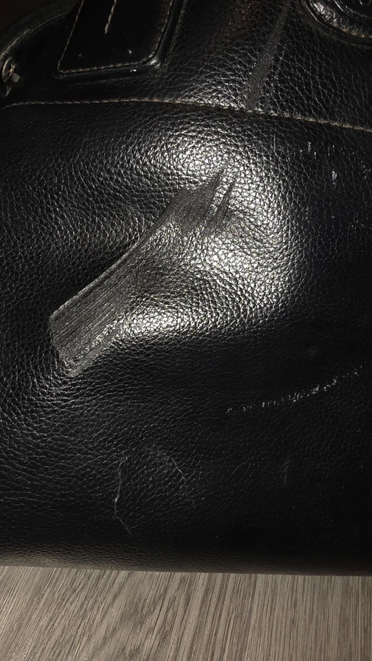 Black Tods leather bag large holdall style or fold over double strap few damages - Image 3 of 4