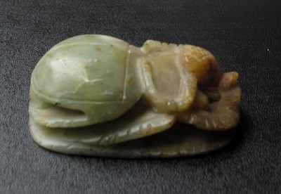 Handgeschnitzter Speckstein Skarabäus   ägyptischer Stil   Amulett / Dekofigur  