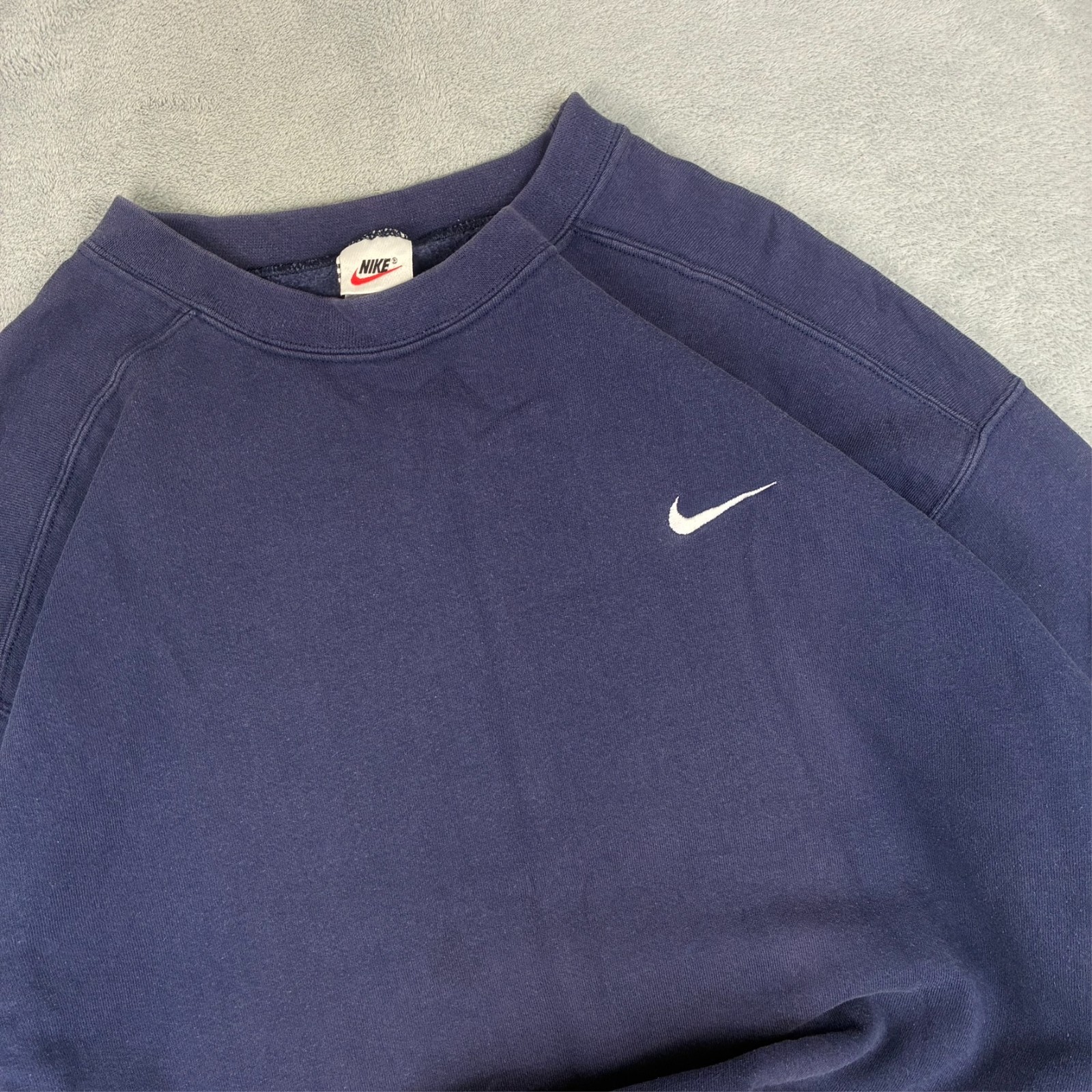 Women's Vintage Nike 1990's Navy Blue Mini Swoosh Size Large Pullover Sweatshirt image 3