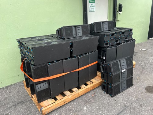 (2) JBL Vertec VT4886 Tri-Amplified 3-Way Line Array Speaker (No Cart/No Cover)