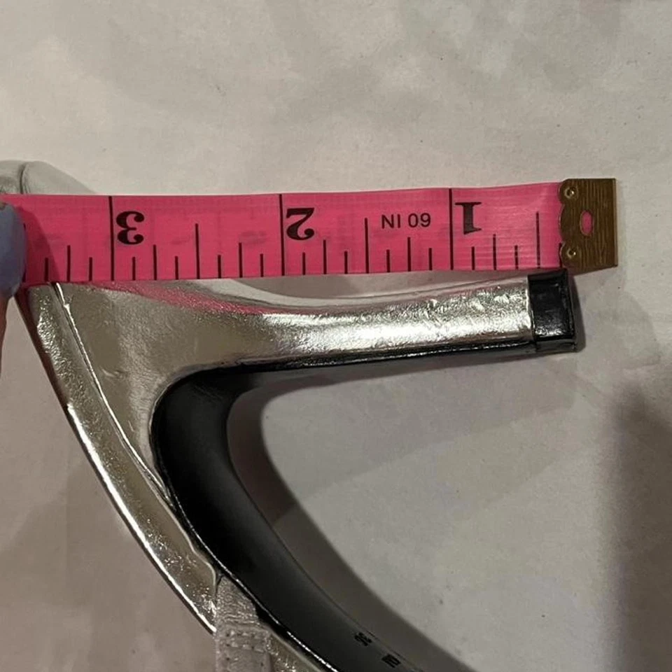 Sandália vintage prata Y2K anos 2000 salto strass tiras verão mulas formais - Imagem 4 de 4