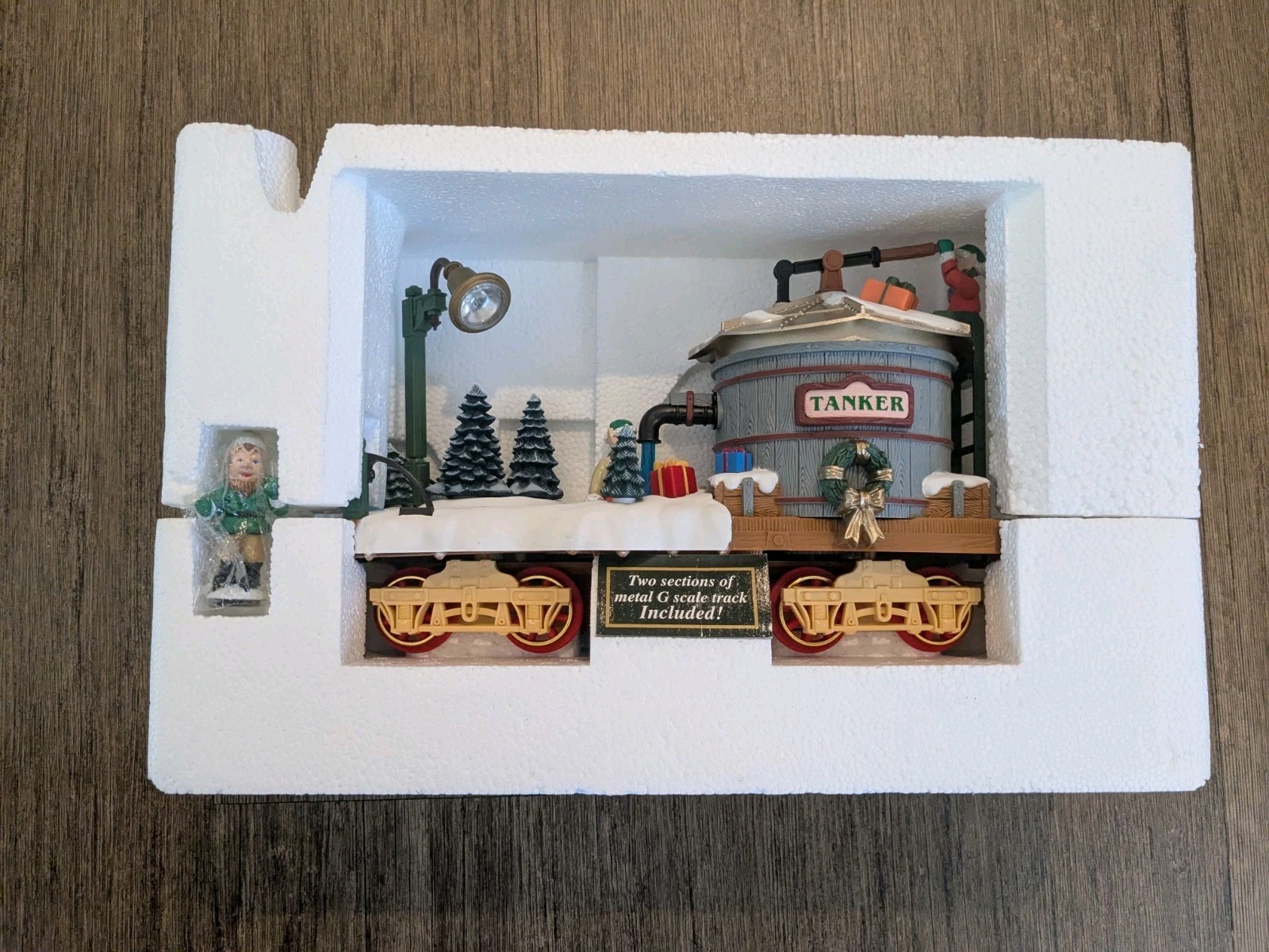 New Bright Holiday Express Dillard's Tanker Car Ice Skating Elf Animated*Works*