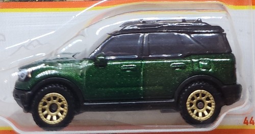 Matchbox 2022 Ford Bronco Sport #44/100 2021 FORD/Thailand - Picture 2 of 3