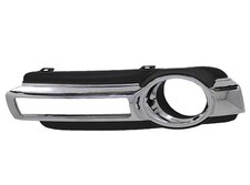 Front Bumper Fog Light Grille Right for Mitsubishi PAJERO SHOGUN V85W MK4 3.5