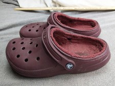 Crocs Classic Lined Clog Shoes Womens 8 Mens 6 Burgundy Fleece Fur Slip On