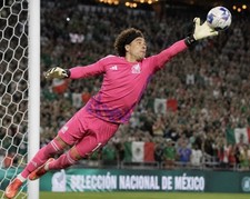 Mexico Goalkeeper Jersey Pink Adult 2026