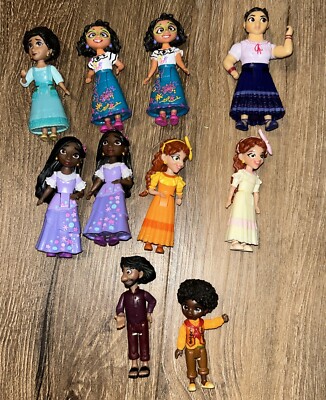 Disney Encanto 3'' Madrigal Family Set Of 10 Figure Lot