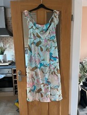Boohoo ladies green floral patterned sleeveless chiffon dress size 12