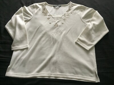 LADIES IVORY TOP LARGE FROM BONMARCHE