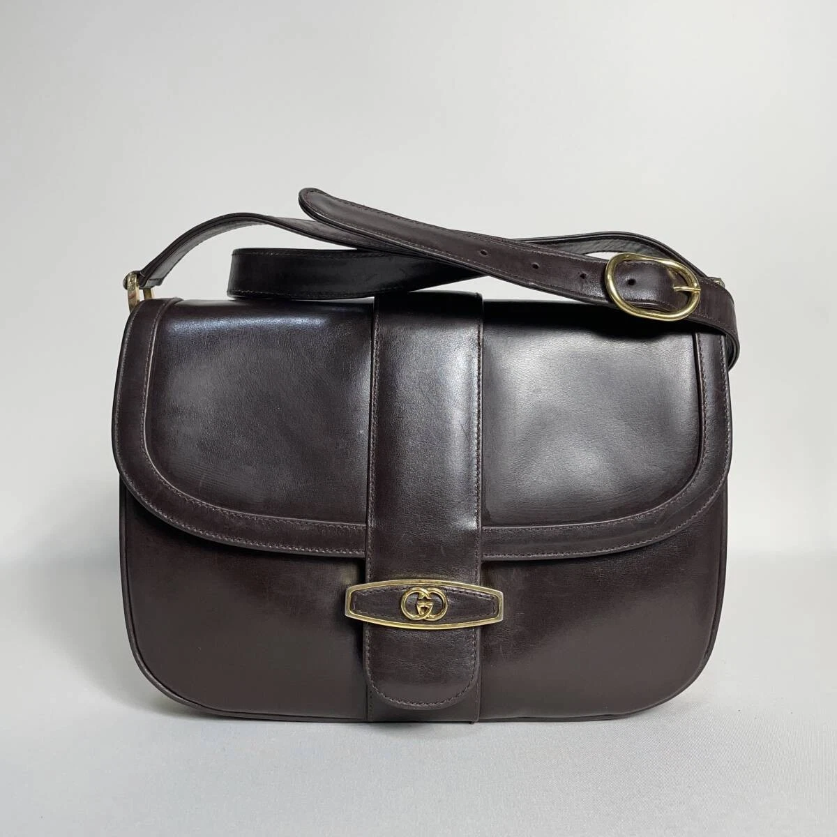 Sac bandoulière Gucci cuir marron logo Gg quincaillerie 72B277