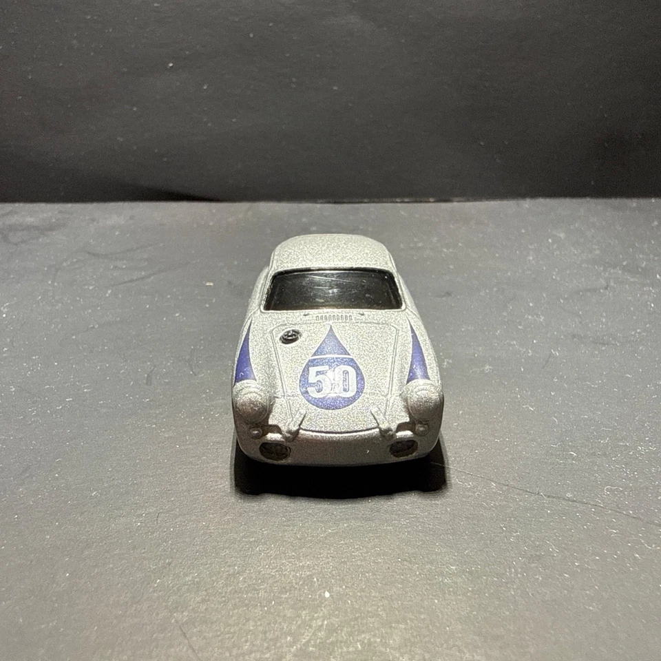 Литой автомобиль премиум-класса Hot Wheels Porsche 356 Outlaw масштаб 1:64 - Изображение 2 из 4