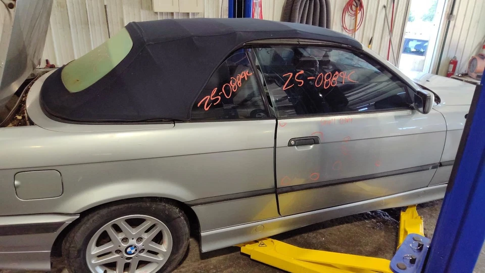 Purificador de aire convertible E36 para 96-99 BMW 328i 1085948 Foto 3 de 4