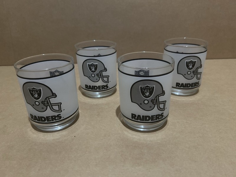 Vintage 1980s Oakland Los Angeles Raiders Mobil Frosted Tumbler Glasses