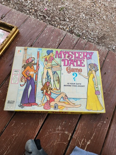 Vintage Mystery Date Board Game Complete Milton Bradley 1972