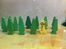 Thomas The Train Wooden - Wood RR Crossing Sign  Wood Gullane Trees 13 Pcs
