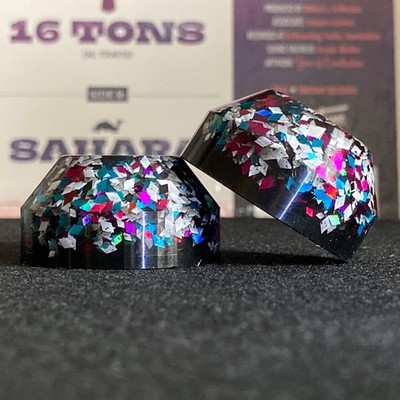 2x Record Adapter Single Puck 45rpm Blue White Pink Diamond Glitter 7  Center