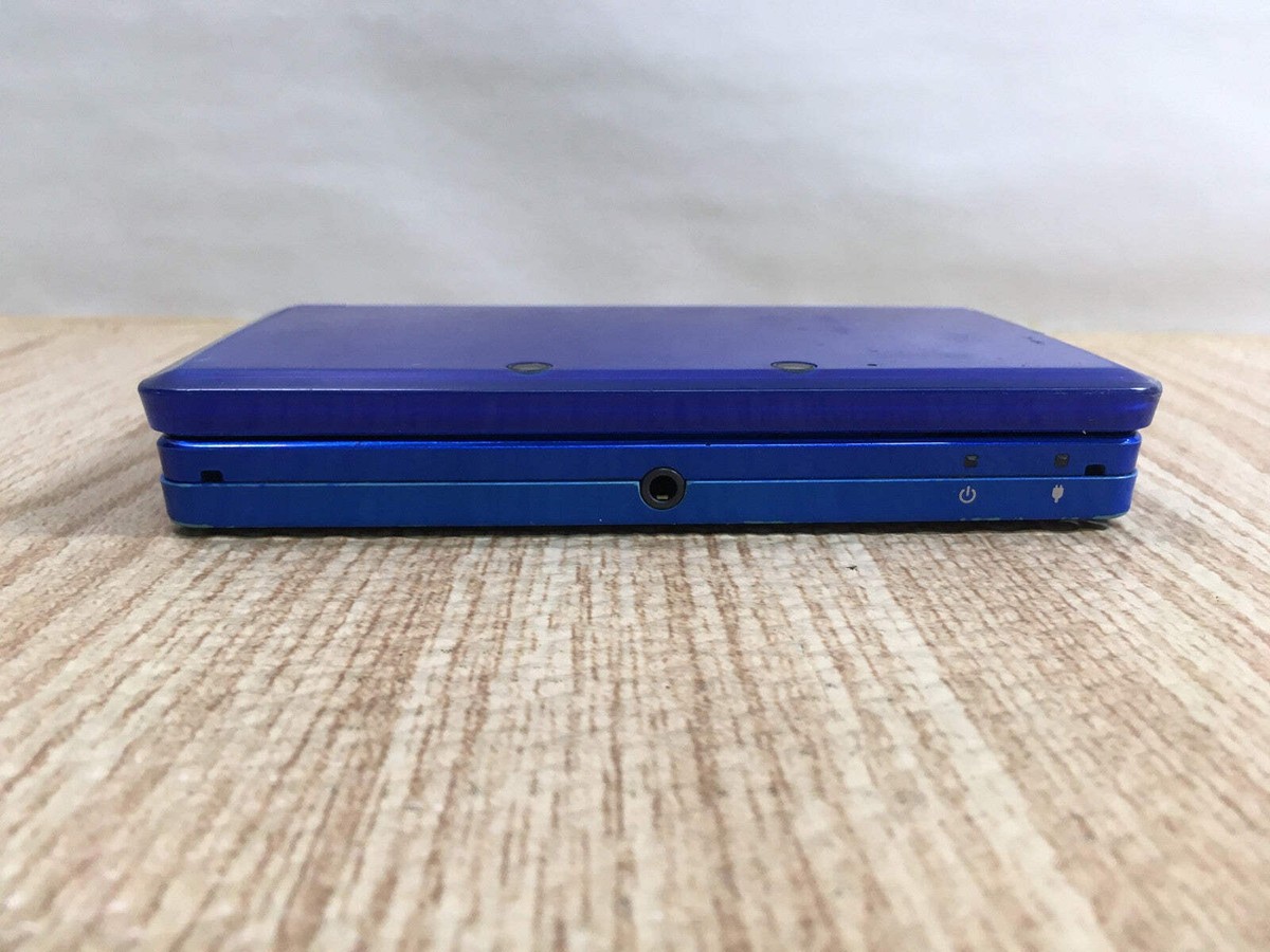 LG3741 Plz Read Item Condi Nintendo 3DS Cobalt Blue Console
