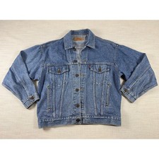 Vintage Levis Denim Trucker Jacket Medium Wash Made in USA Mens Medium