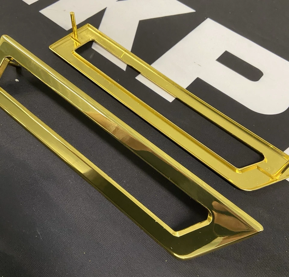 1971 72 73 Chevrolet Caprice Impala Rear Quarter Marker Light Bezels Gold Pair - Image 3 of 4