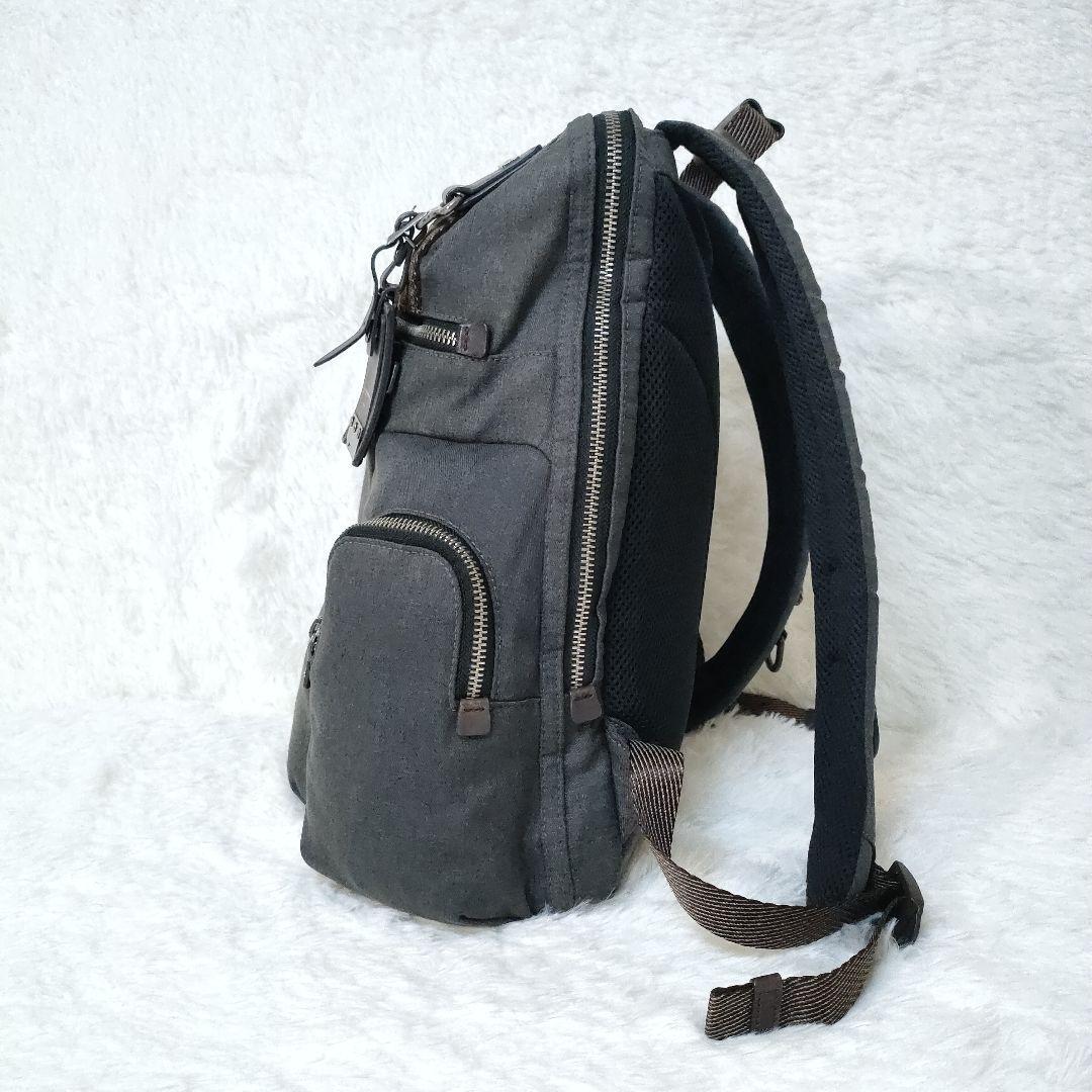 TUMI ALPHA BRAVO Knox 22681ATH2 Gray Brown Leather Fabric