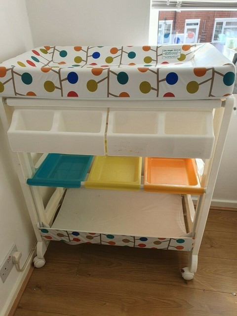 cosatto changing station