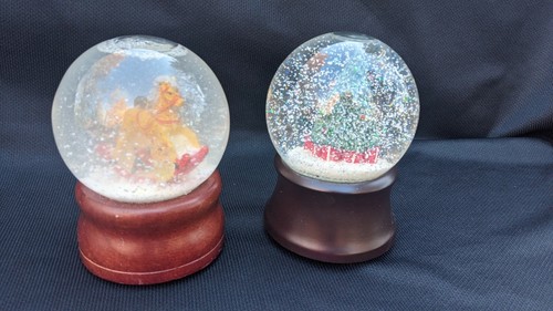 2 cajas de música globos de nieve cúpulas de nieve árbol de Navidad caballo mecedor doce días - Imagen 3 de 4