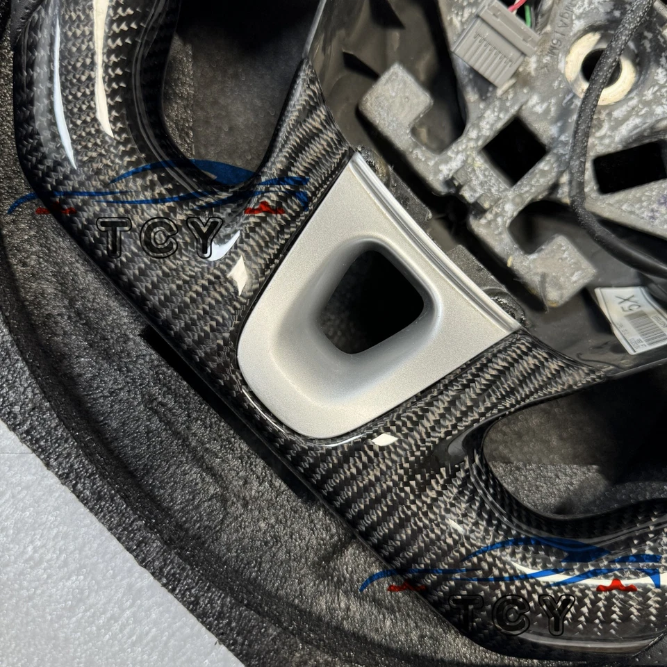 Fit for Renault Megane 3 Coupe RS 2009-2016 Carbon Fiber Steering Wheel - Image 3 of 4