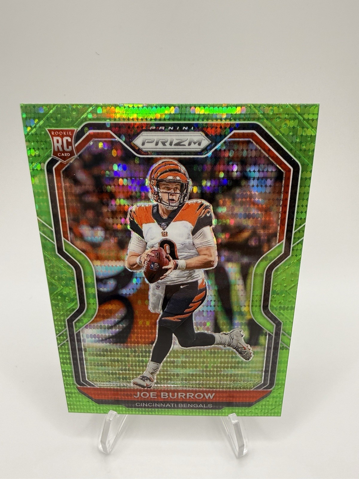 2020 Panini Prizm Rookie Joe Burrow #307 Neon Green Pulsar Prizm (RC)