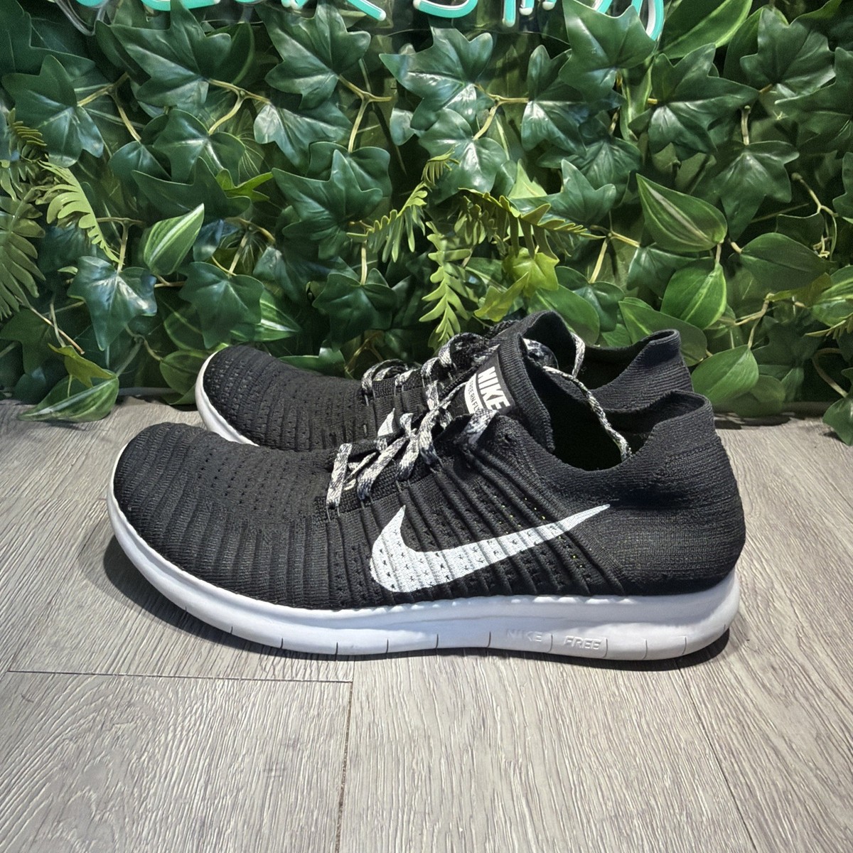Nike Black and White Flyknit Athletic Running Shoes. Mens Sz 14 Nike Free RN Flyknit Men main image 3
