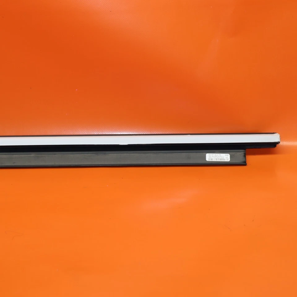 AUDI A5 CINTO DE PORTA ACABAMENTO CLIMÁTICO FAIXA ESQUERDA 2012 2013 2014 2015 2016 8T0853283M S5 - Imagem 3 de 4