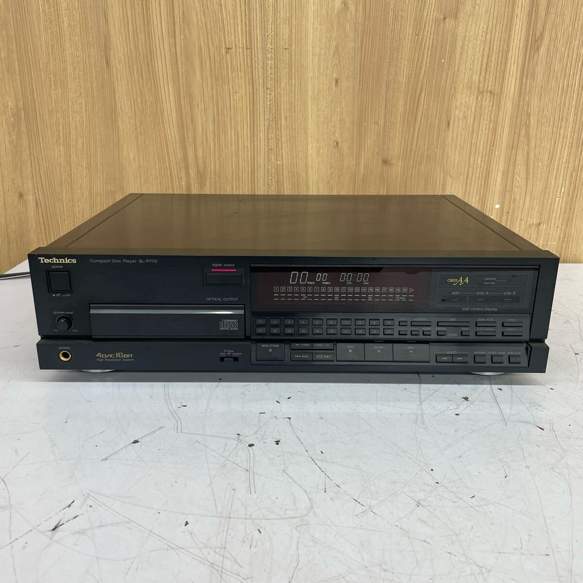 Technics CDプレーヤー SL-P770 Technics SL-P770の仕様 テクニクス