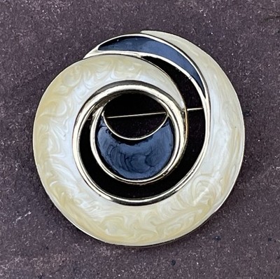 Vintage TRIFARI Brosche vergoldet (S 6879)