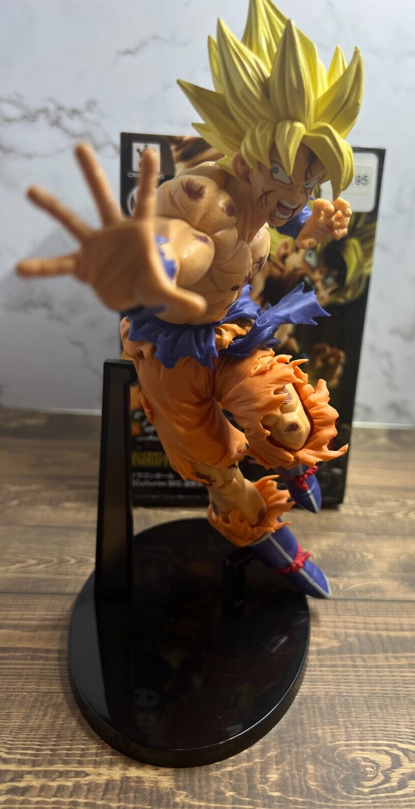 Banpresto Dragon Ball Z 9-Inch Super Saiyan 3 Son Goku Figure, SCulture Big  Budoukai Volume 3