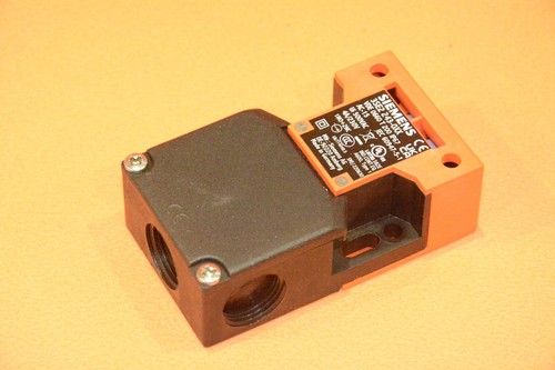 Siemens 3SE2 243-0XX Positionsschalter - Picture 2 of 10