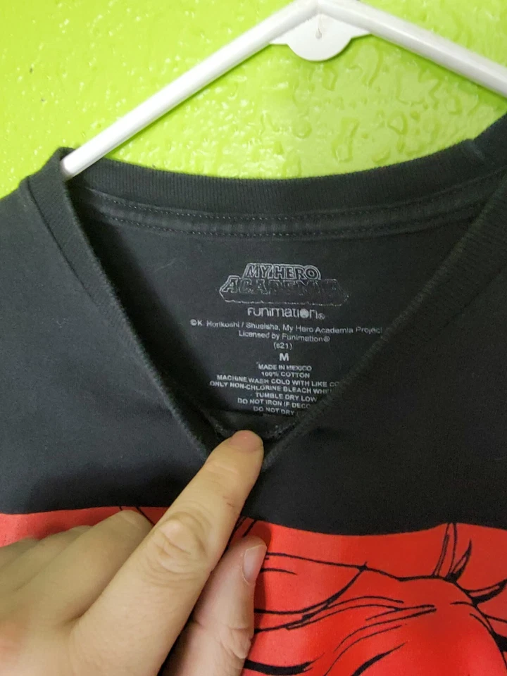 Camiseta My Hero Academia Unisex Adulto Color Negro Rojo Gráfico Himiko Togo Foto 3 de 4