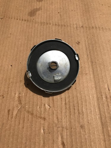 NOS Land Rover Series Two Prong Gas Cap 504655 - Picture 2 of 2