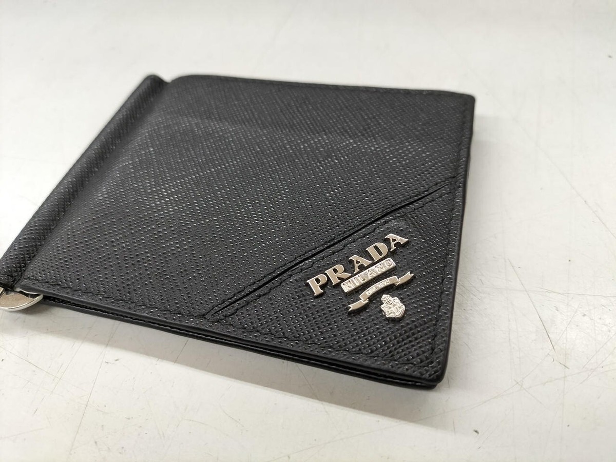 【新品】PRADA SAFFIANO BILL CLIP WALLET PRADA Saffiano Leather Money Clip Card Case Black Silver Logo 4.3