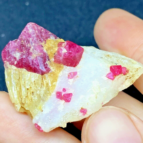 186 ct Natural Red Spinel Forsterite Crystal Matrix Untreated Mogok E970 - Picture 5 of 6