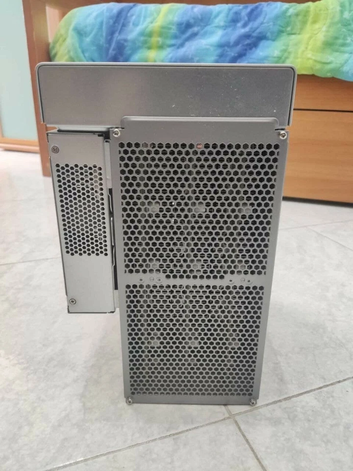 Bitcoin Asic Miner Bitmain Antminer DR5 - Immagine 3 di 4