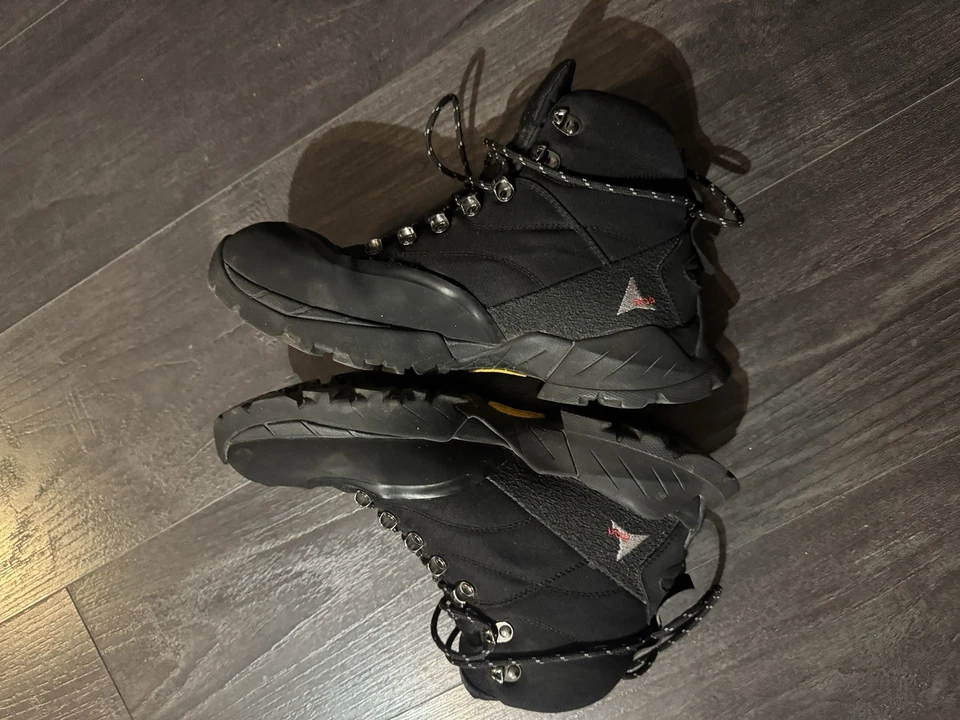 Roa Hiking shoes. ROA Andreas Strap Hiking Boots