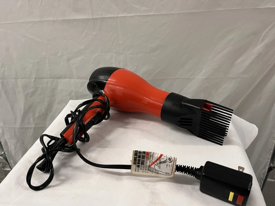 Фен для волос RED от KISS Tornado Pro 2000 BD08N (фен) - Изображение 2 из 4