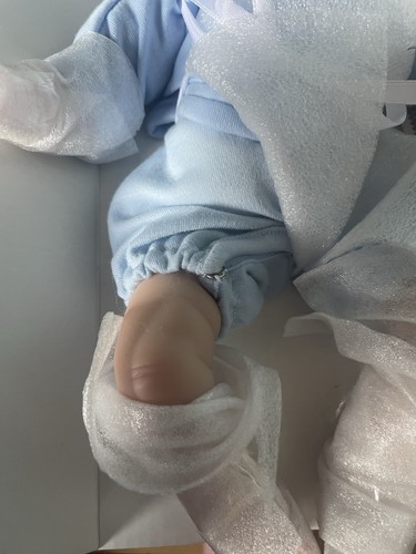 Ashton Drake Lullaby Goodnight Real Touch Doll By Marjorie Trieschmann - Picture 13 of 17