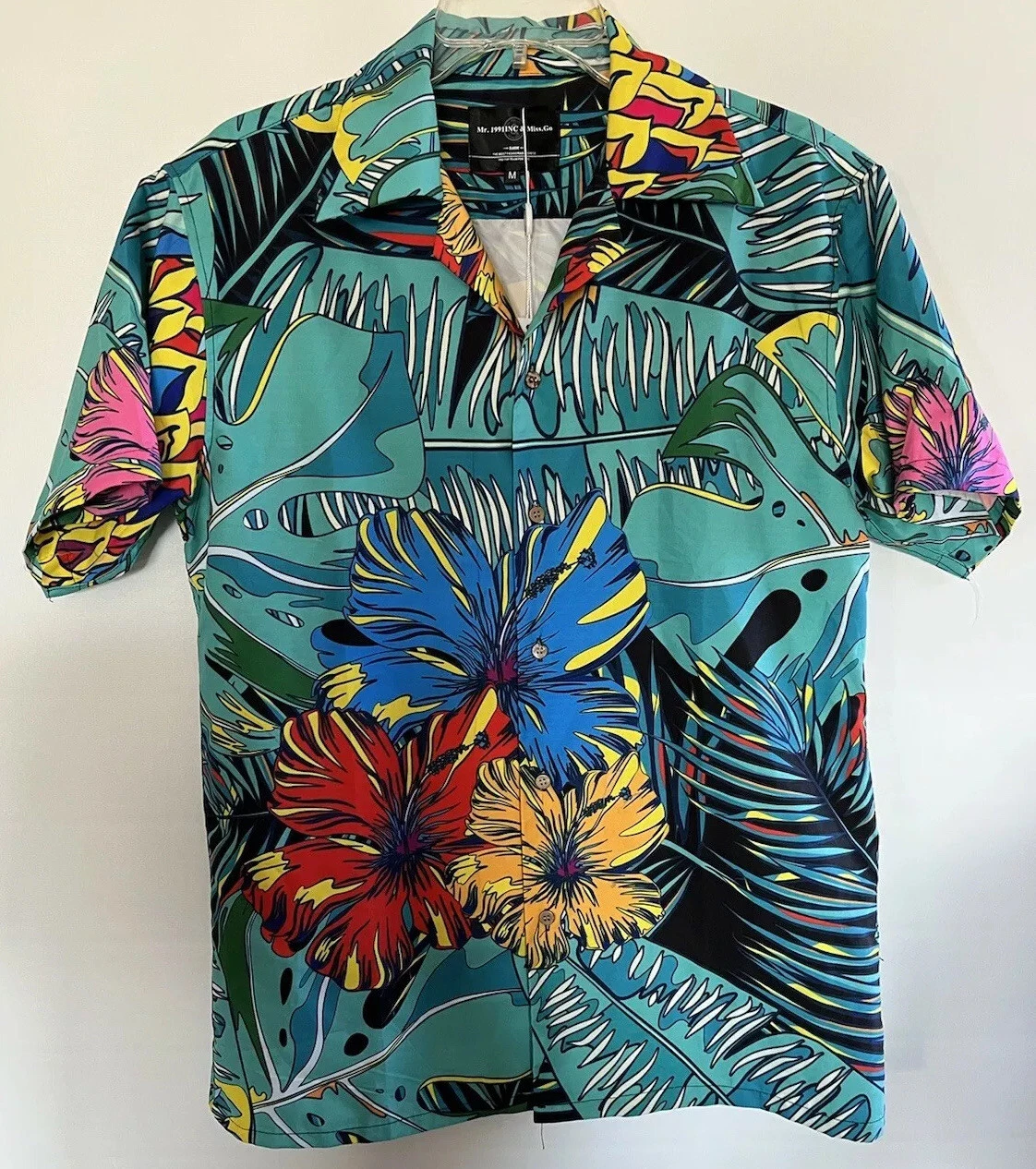 MR.1991INC & MISS.GO Men's Classic Button Up Short Sleeve Shirt Multicolor M NWT