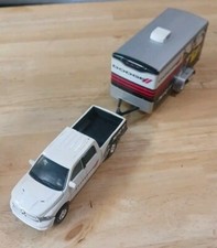 Greenlight Hellcat 2015 Hitch & Tow, '14 Ram 1500 Sport SRT enclosed car hauler