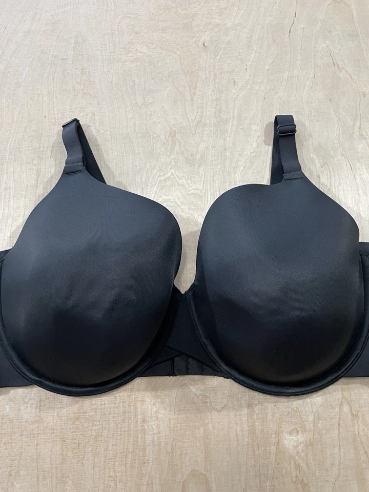 Sujetador Cacique con aros ligeramente forrado cobertura completa talla 44DD negro Foto 3 de 4