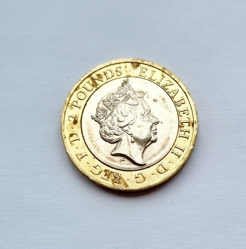 MONEDA USADA DE 2 LIBRAS (2016) LA PRIMERA GUERRA MUNDIAL EXCELENTE ESTADO  - Imagen 1 de 4