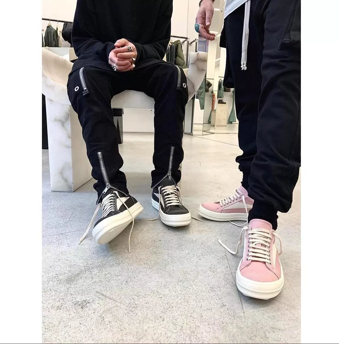 *BNIB* RICK OWENS DRKSHDW CANVAS VINTAGE SNEAKS SNEAKERS VANS (DARK DUST, 41 EU)